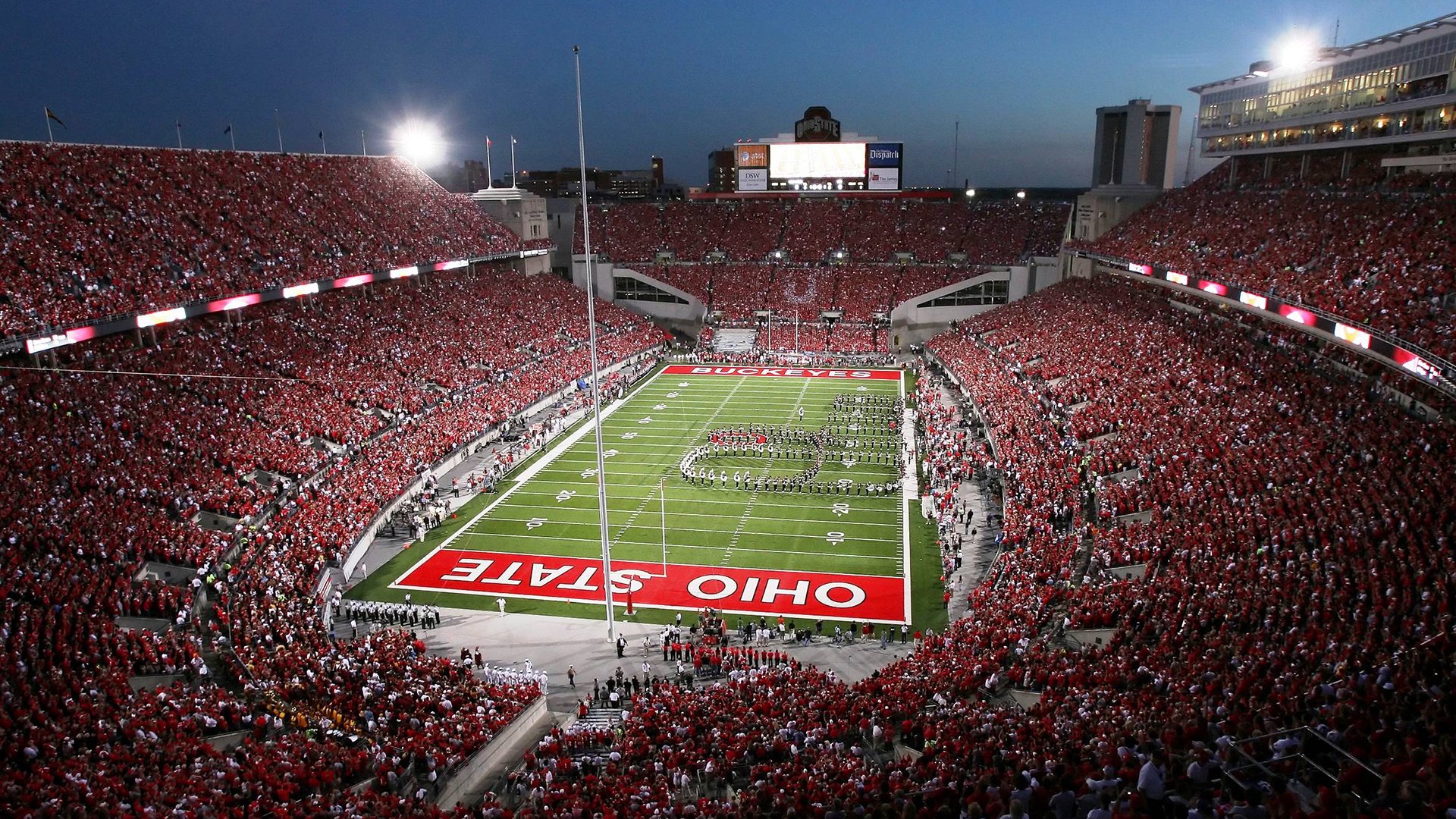 乐鱼体育-高科技特制轮胎引领速度新纪元，科技的车轮